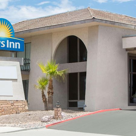 Days Inn By Wyndham Lake Havasu Lake Havasu City Exterior foto