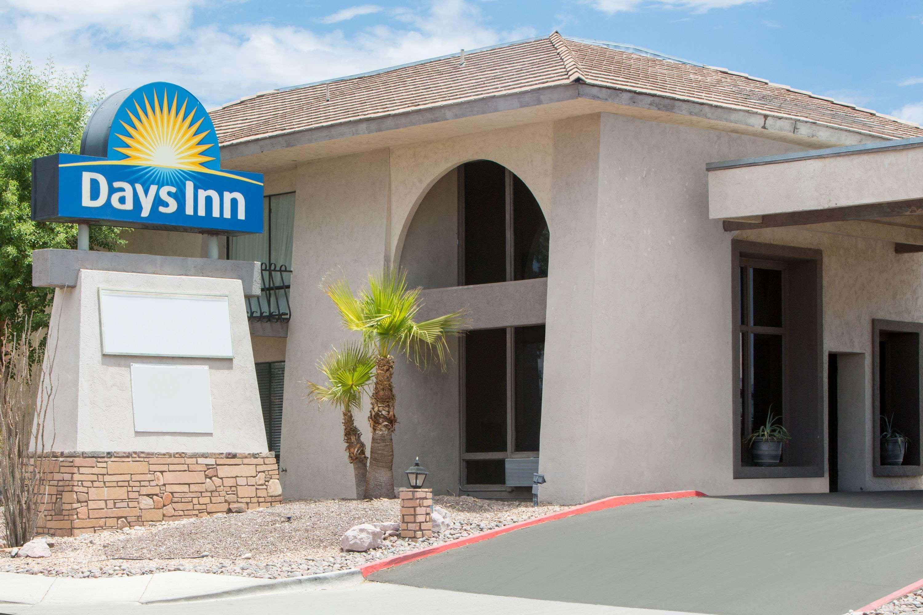 Days Inn By Wyndham Lake Havasu Lake Havasu City Exterior foto