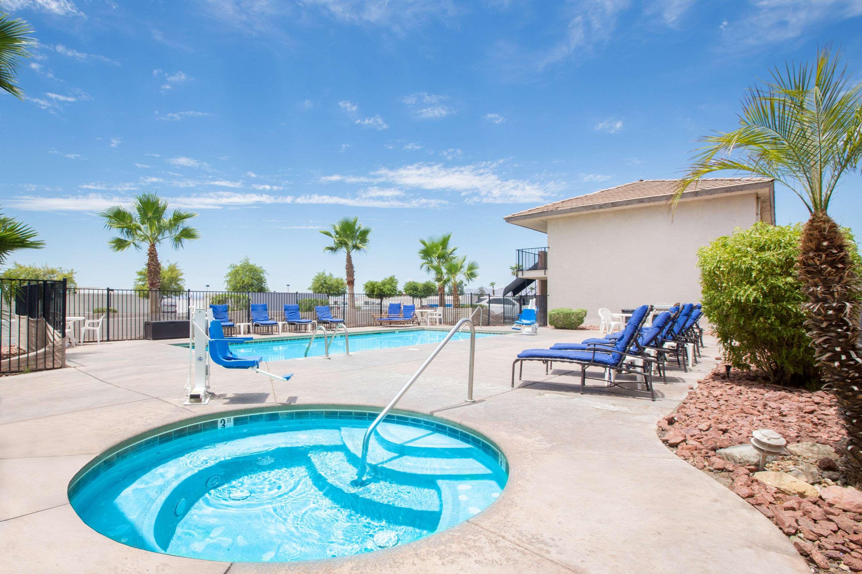 Days Inn By Wyndham Lake Havasu Lake Havasu City Exterior foto