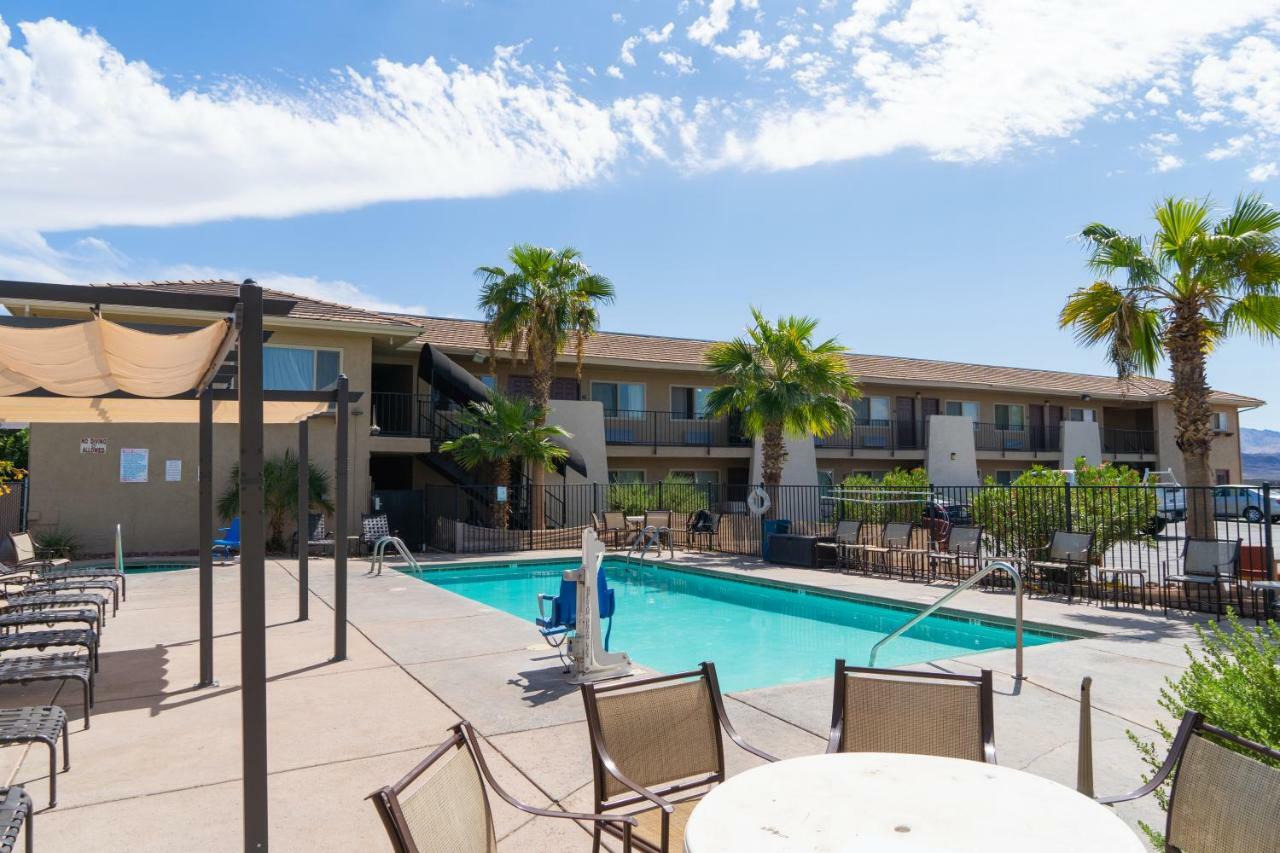 Days Inn By Wyndham Lake Havasu Lake Havasu City Exterior foto